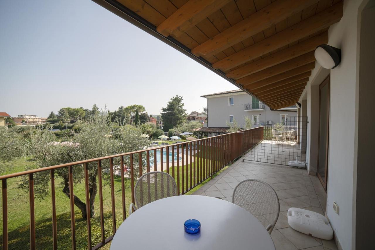 Residence Molino - Holiday Apartments Manerba del Garda Eksteriør billede