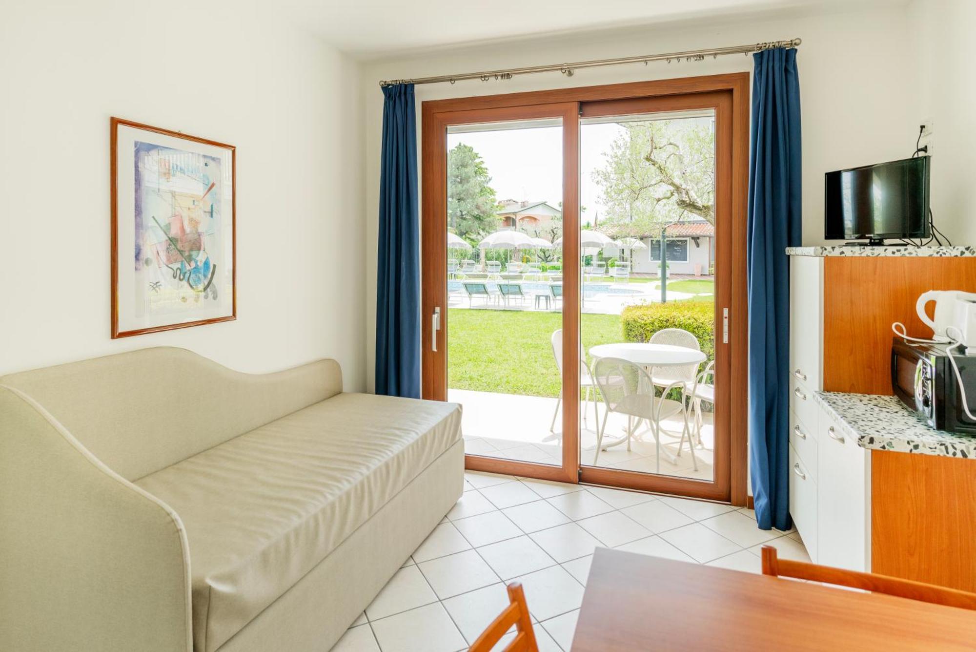 Residence Molino - Holiday Apartments Manerba del Garda Eksteriør billede