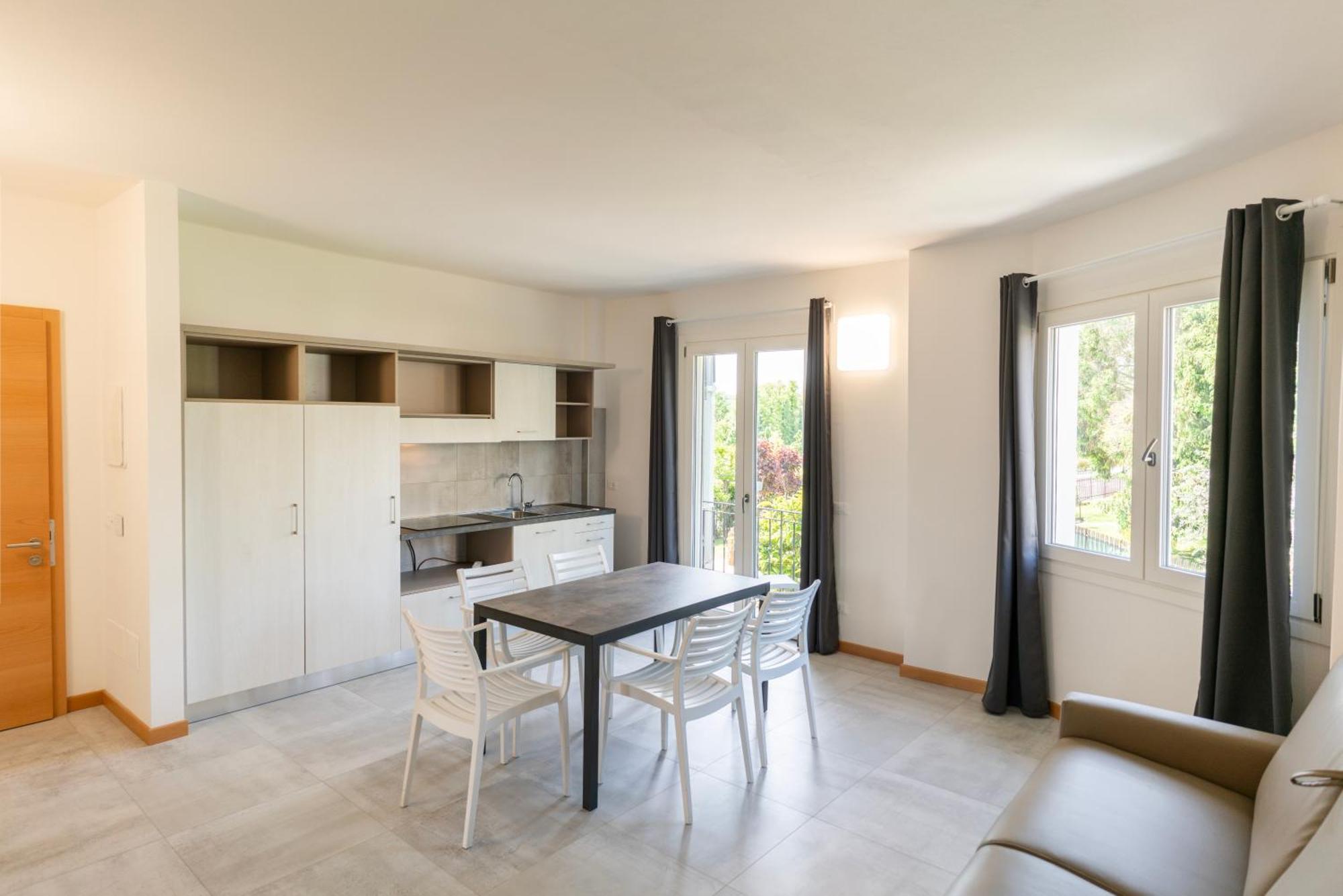 Residence Molino - Holiday Apartments Manerba del Garda Eksteriør billede