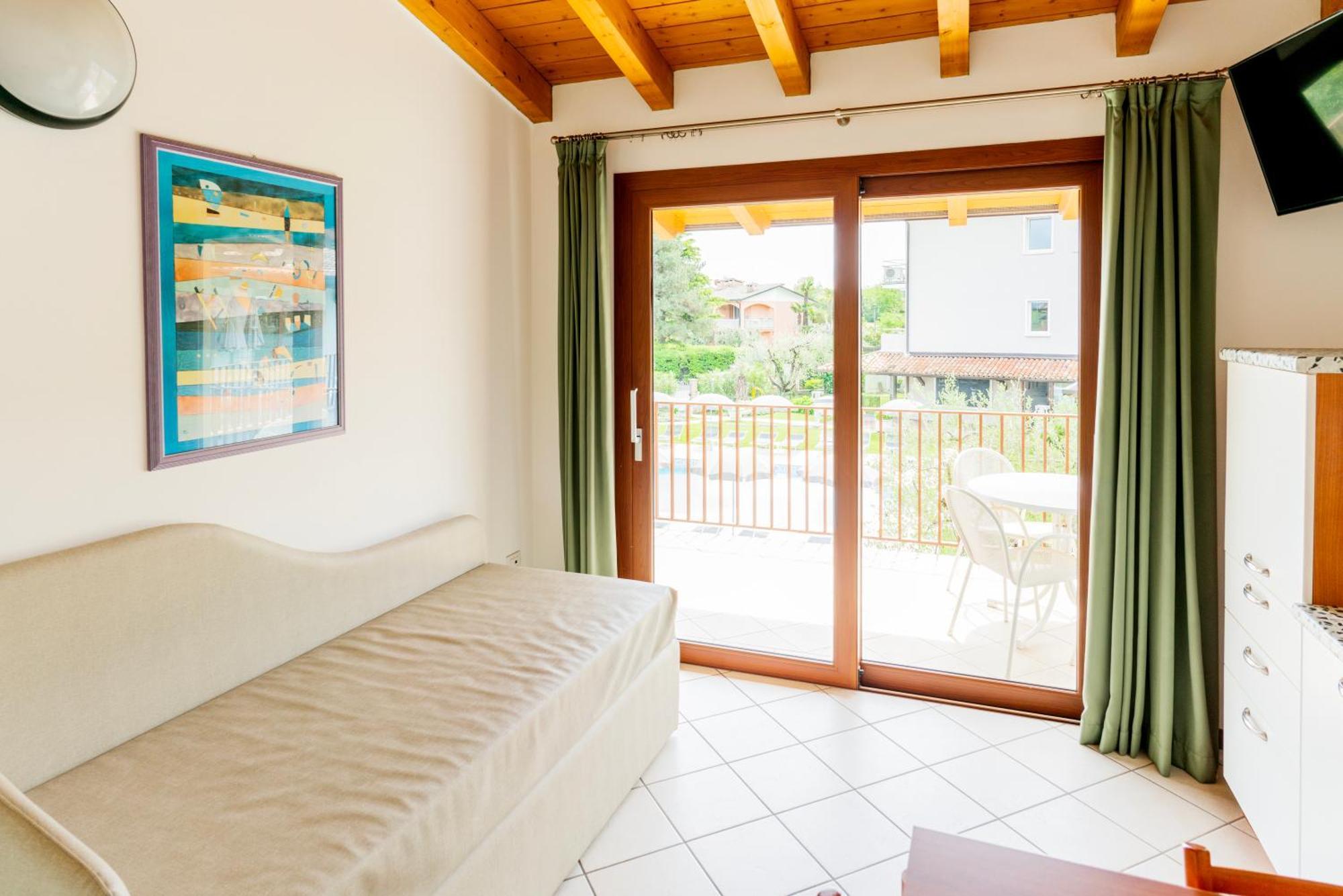 Residence Molino - Holiday Apartments Manerba del Garda Eksteriør billede