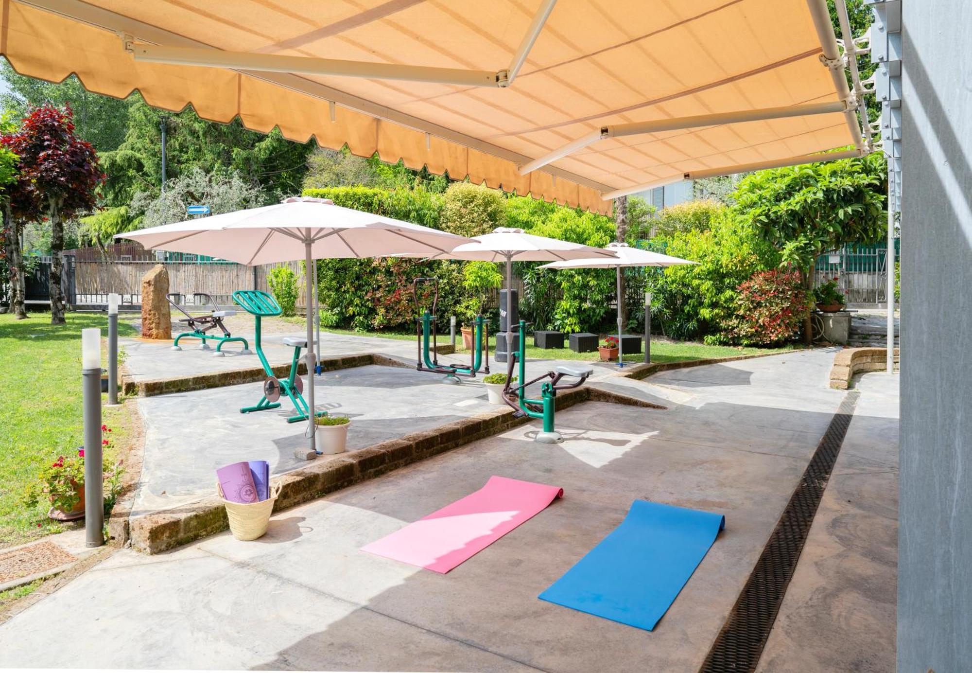 Residence Molino - Holiday Apartments Manerba del Garda Eksteriør billede